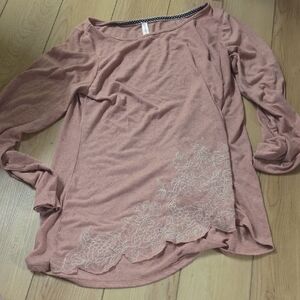 Women's Pink Long Sleeve Top